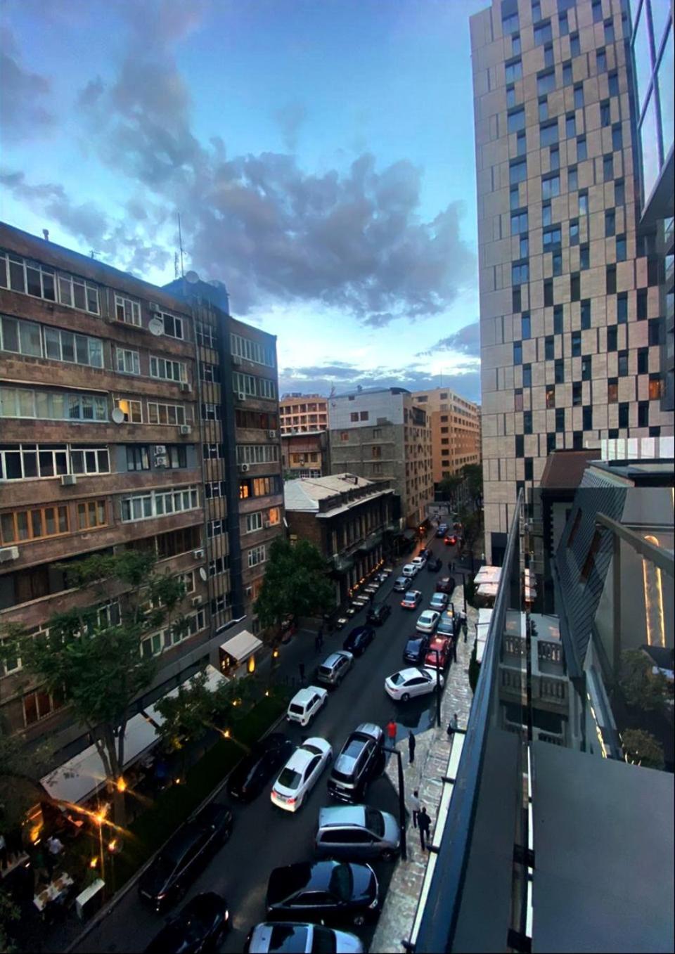 Soho Apart Hotel Erevan Esterno foto